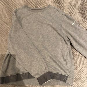 Grey Nike pull over